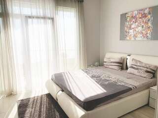 Апартаменты Sky Fort Apartments Добра-Вода Апартаменты с 3 спальнями-16