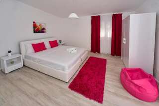 Апартаменты Sky Fort Apartments Добра-Вода Улучшенные апартаменты с 2 спальнями, балконом и видом на море-33