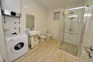 Апартаменты Sky Fort Apartments Добра-Вода Улучшенные апартаменты с 2 спальнями, балконом и видом на море-41