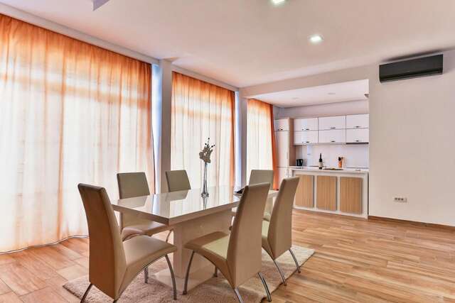 Апартаменты Sky Fort Apartments Добра-Вода-14