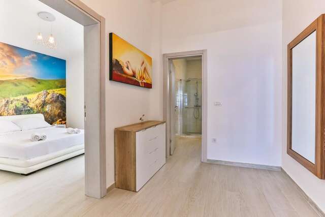 Апартаменты Sky Fort Apartments Добра-Вода-8